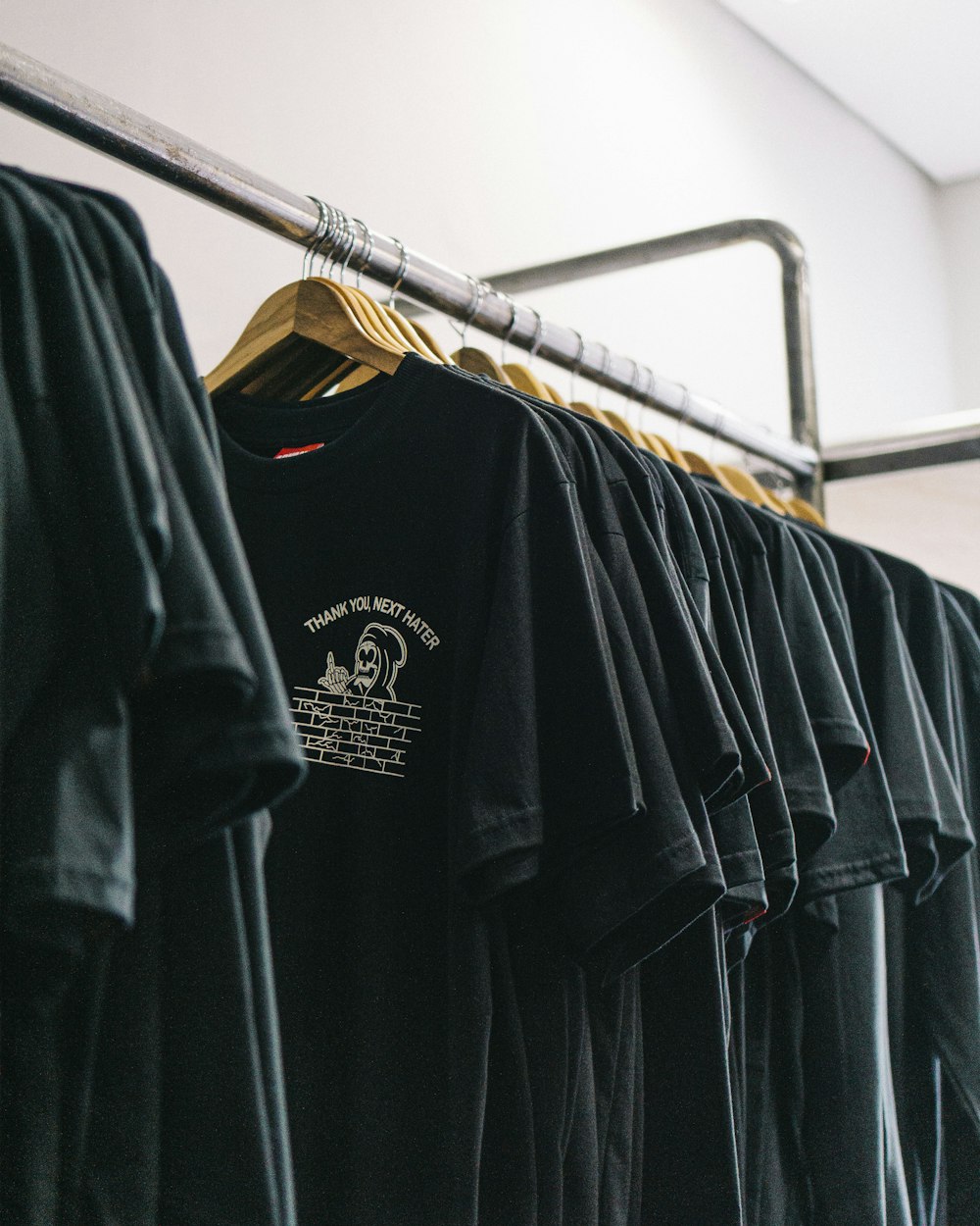 T-shirt Essenziale nera